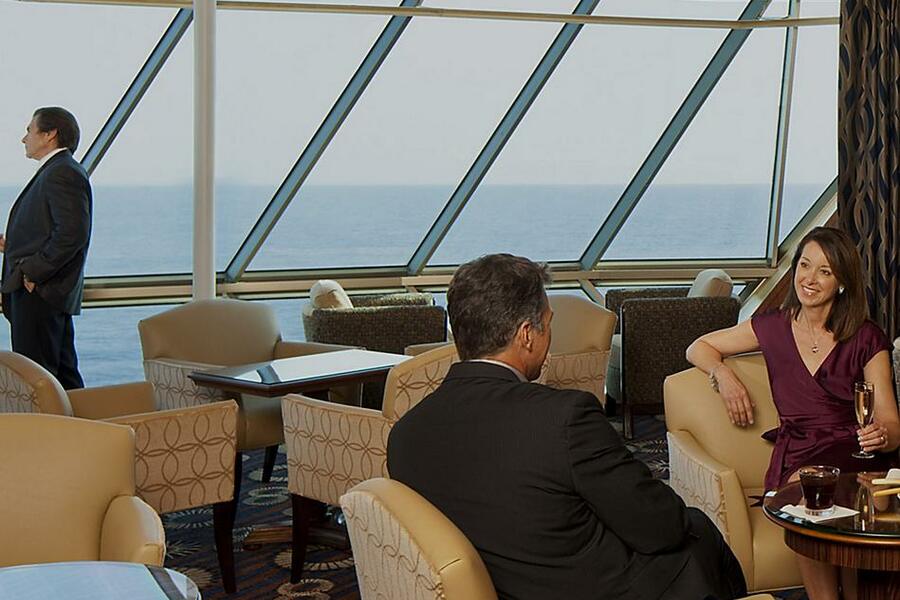 RCI Mariner of the Seas Suite Lounge.jpeg